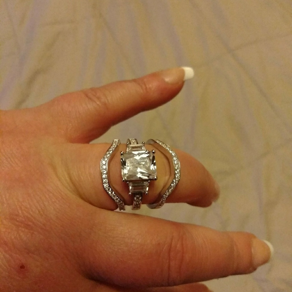 3 piece cubic zirconia wedding set